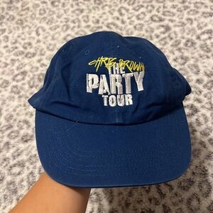 Chris brown concert hat